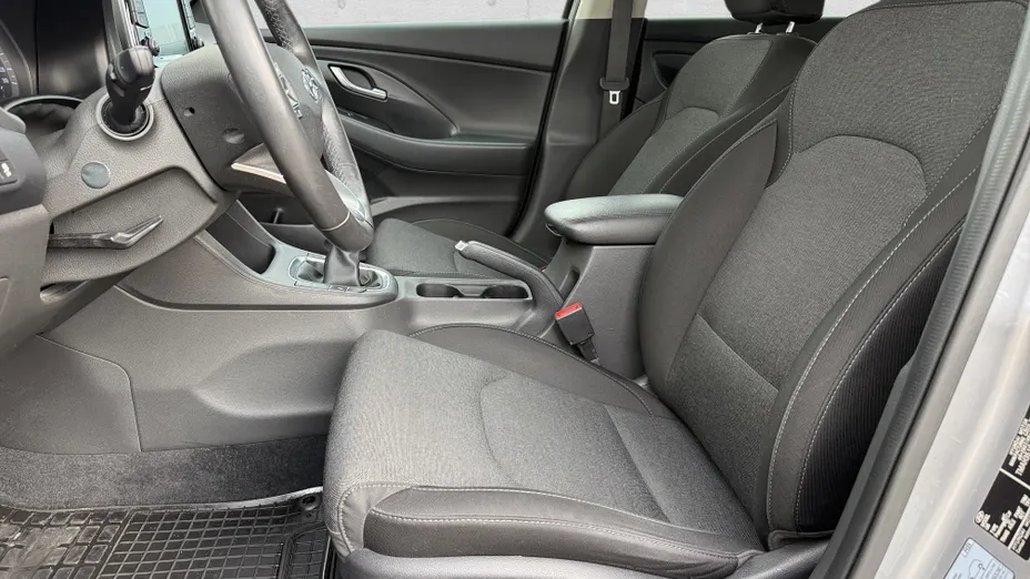 HYUNDAI i30 i30 1.5 DPI Smart