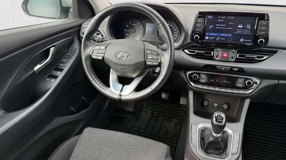 HYUNDAI i30 i30 1.5 DPI Smart