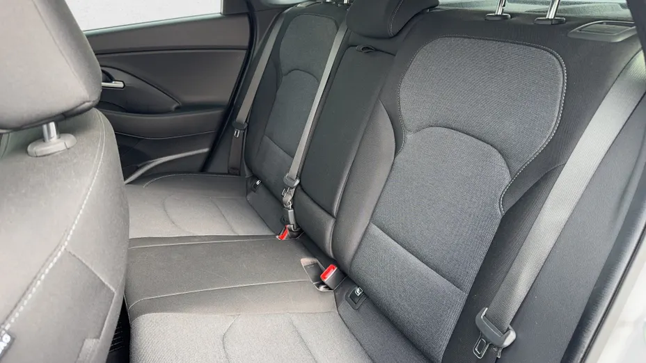 HYUNDAI i30 i30 1.5 DPI Smart