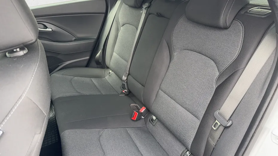 HYUNDAI i30 i30 1.5 DPI Smart