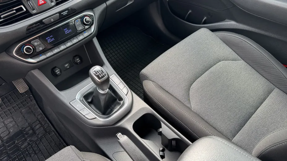 HYUNDAI i30 i30 1.5 DPI Smart