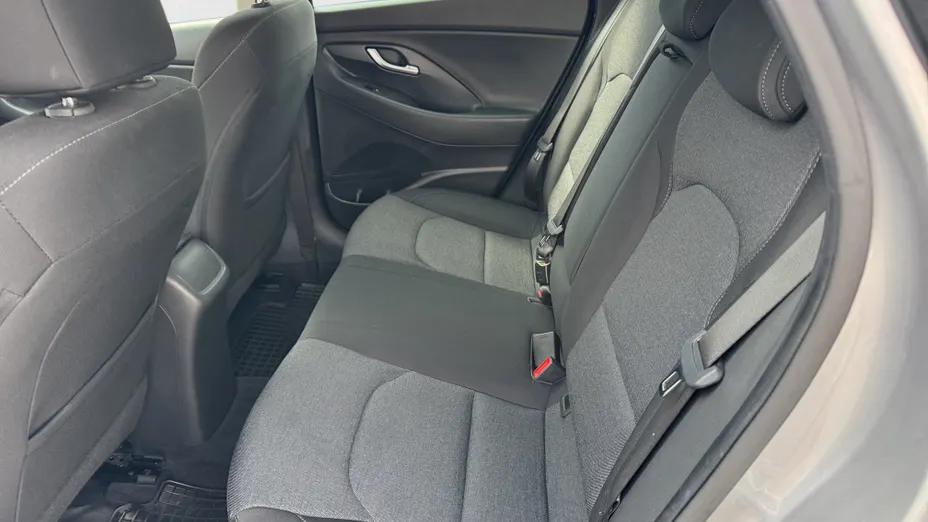 HYUNDAI i30 i30 1.5 DPI Smart