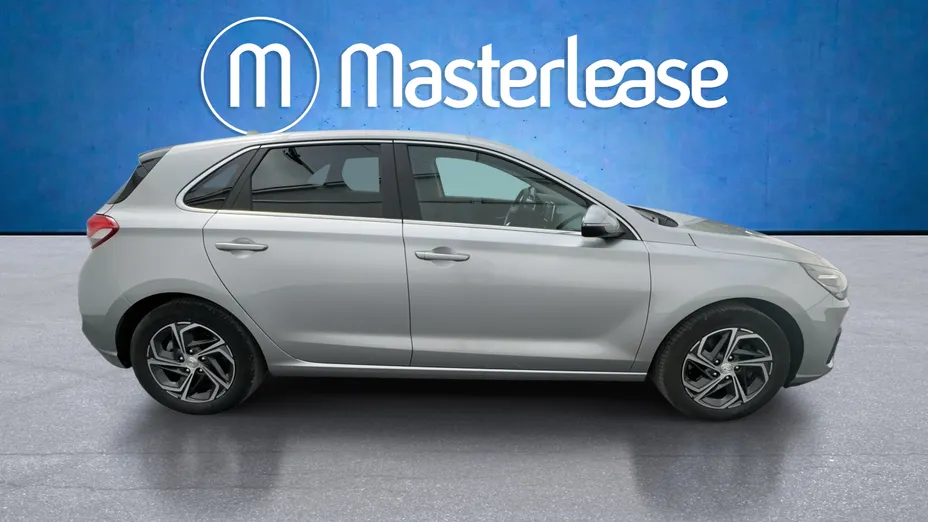HYUNDAI i30 i30 1.5 DPI Smart