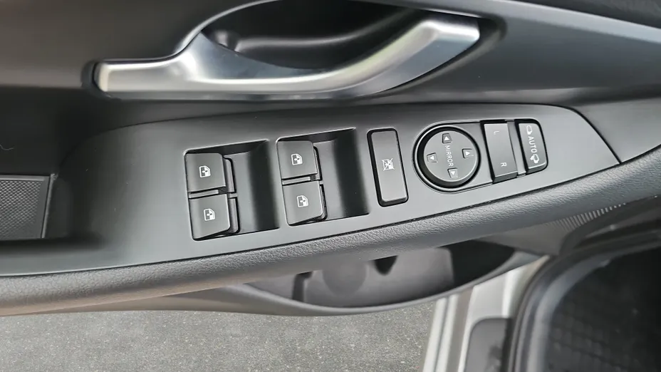 HYUNDAI i30 i30 1.5 DPI Smart