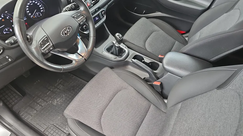 HYUNDAI i30 i30 1.5 DPI Smart