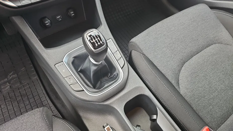 HYUNDAI i30 i30 1.5 DPI Smart