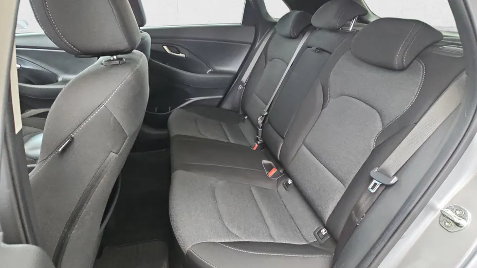 HYUNDAI i30 i30 1.5 DPI Smart