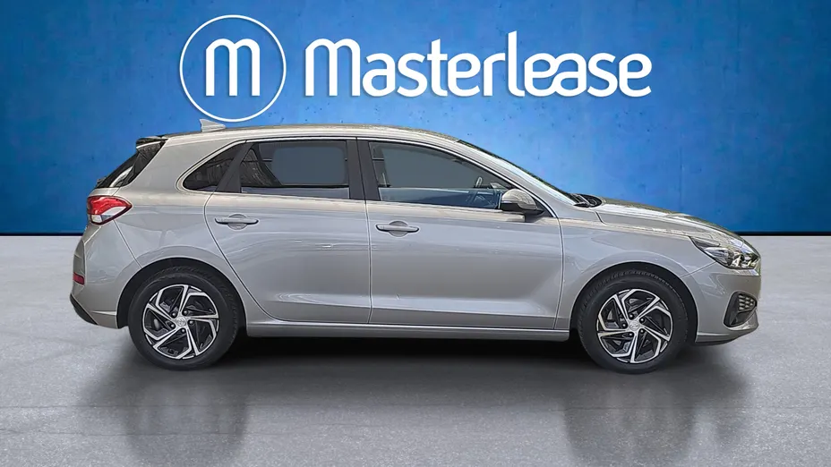 HYUNDAI i30 i30 1.5 DPI Smart