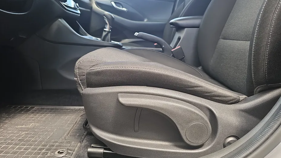 HYUNDAI i30 i30 1.5 DPI Smart