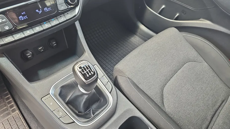 HYUNDAI i30 i30 1.5 DPI Smart