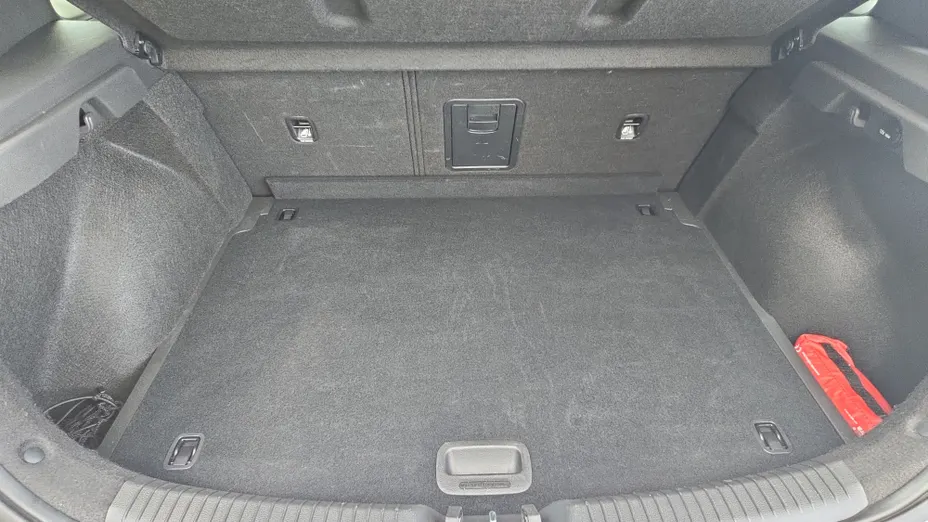 HYUNDAI i30 i30 1.5 DPI Smart