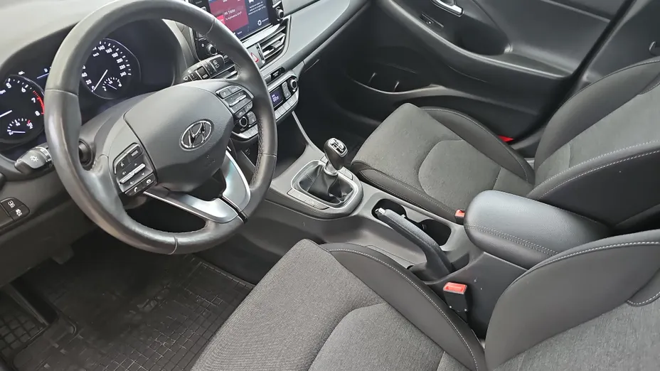 HYUNDAI i30 i30 1.5 DPI Smart