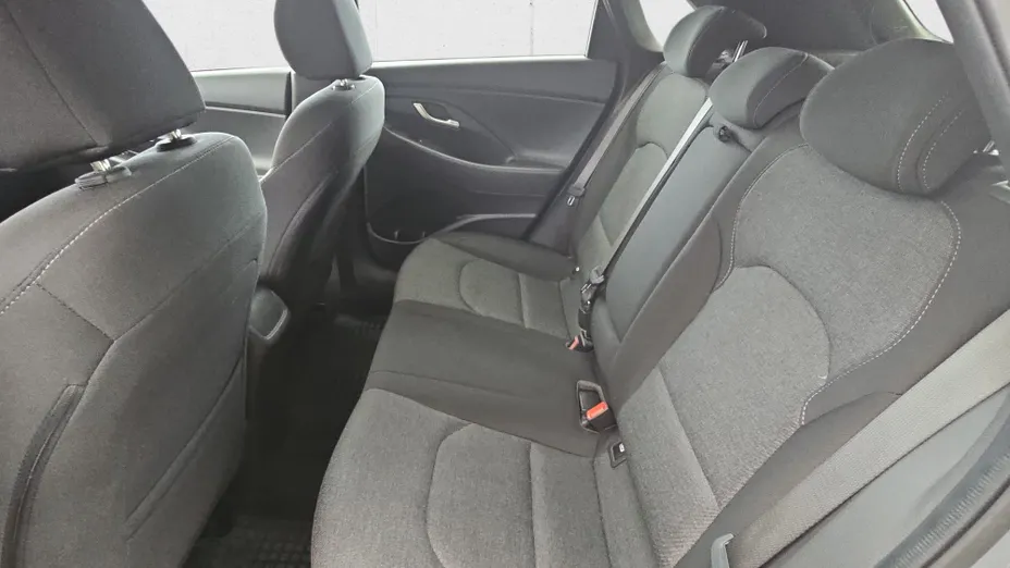 HYUNDAI i30 i30 1.5 DPI Smart