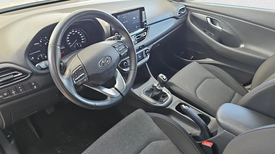 HYUNDAI i30 i30 1.5 DPI Smart