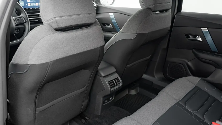 CITROEN C4 e-C4 EV136 50kWh Shine