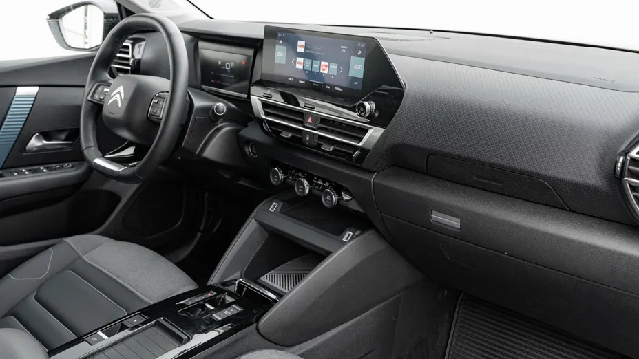 CITROEN C4 e-C4 EV136 50kWh Shine