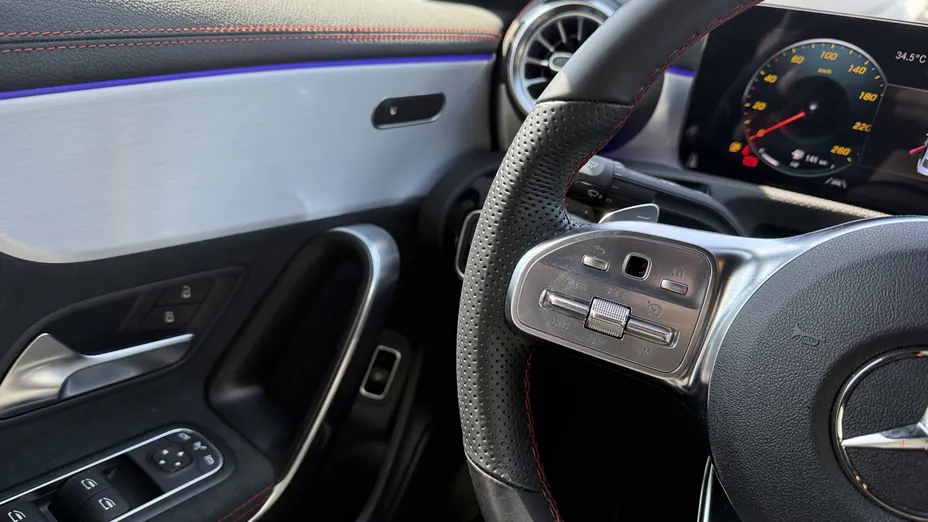 MERCEDES-BENZ CLA CLA 200 AMG Line 7G-DCT