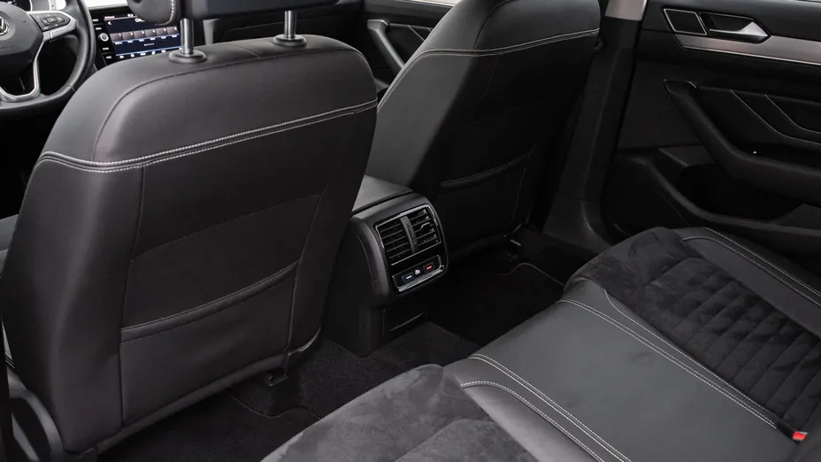 VOLKSWAGEN Passat Passat 2.0 TDI Elegance DSG