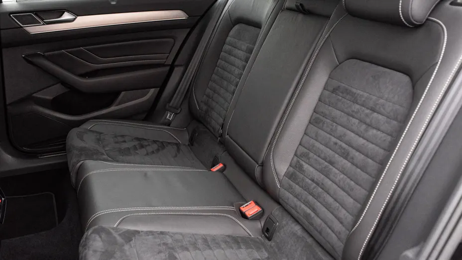 VOLKSWAGEN Passat Passat 2.0 TDI Elegance DSG