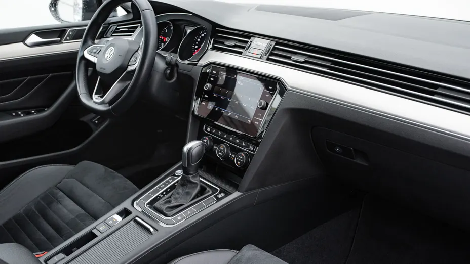 VOLKSWAGEN Passat Passat 2.0 TDI Elegance DSG