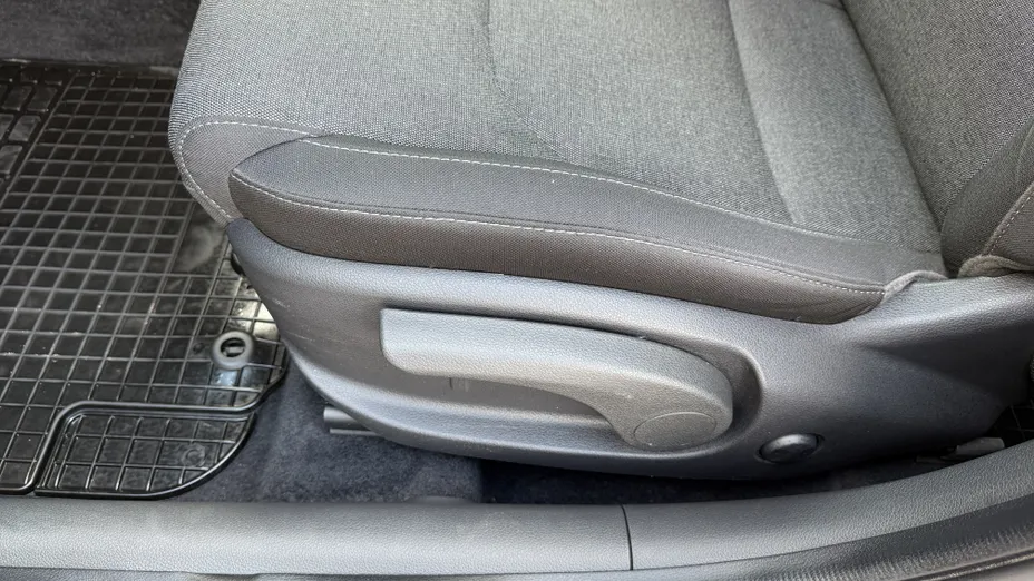 HYUNDAI i30 i30 1.5 DPI Smart