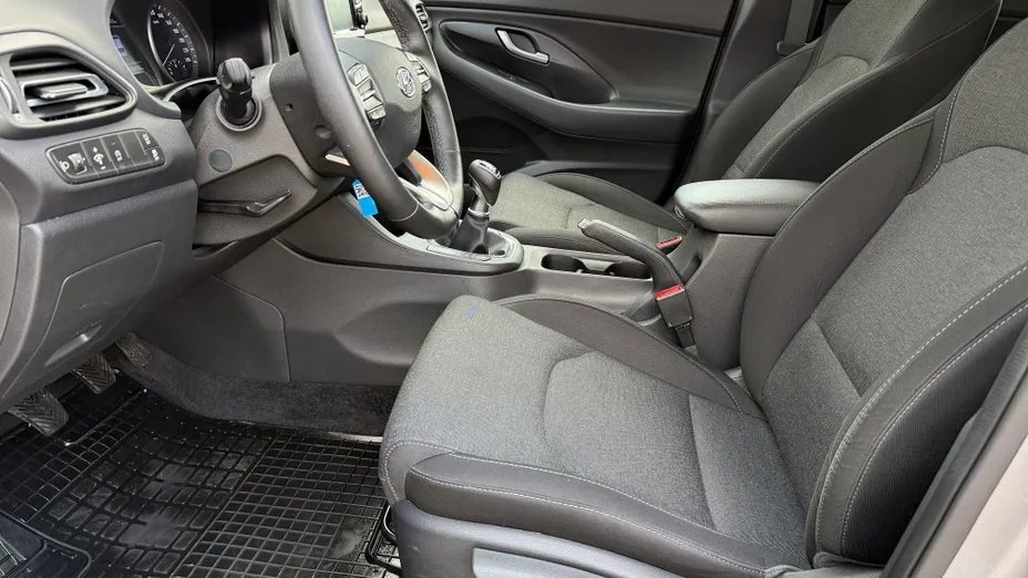 HYUNDAI i30 i30 1.5 DPI Smart