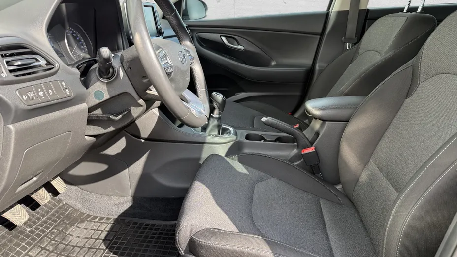 HYUNDAI i30 i30 1.5 DPI Smart