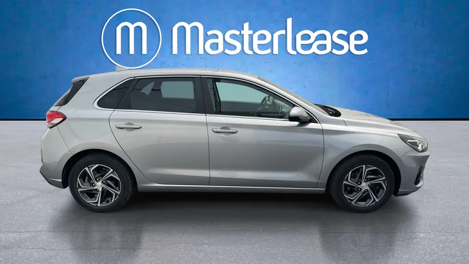 HYUNDAI i30 i30 1.5 DPI Smart