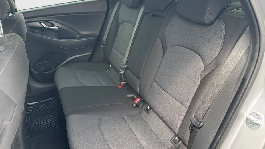 HYUNDAI i30 i30 1.5 DPI Smart