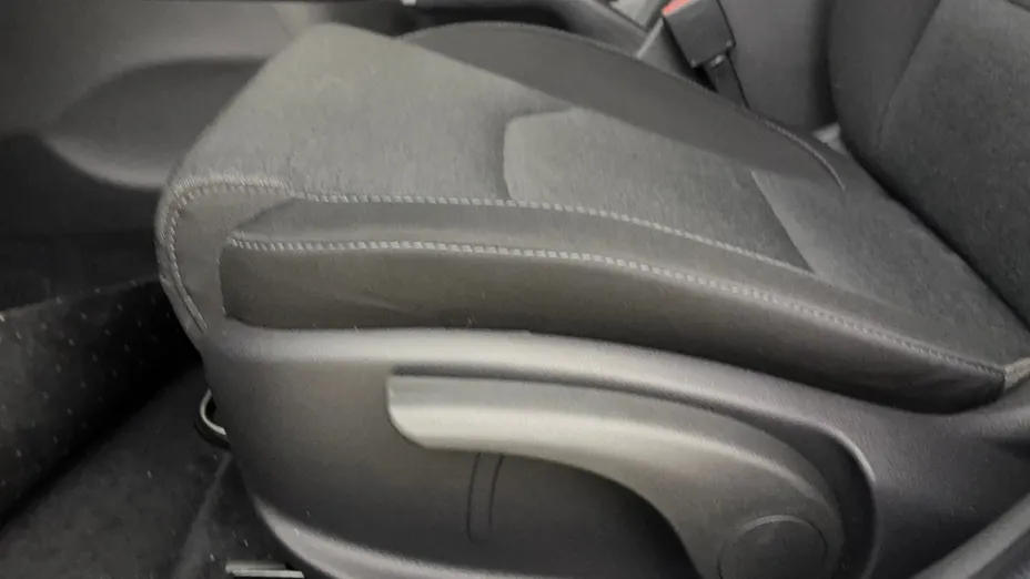 HYUNDAI i30 i30 1.5 DPI Smart