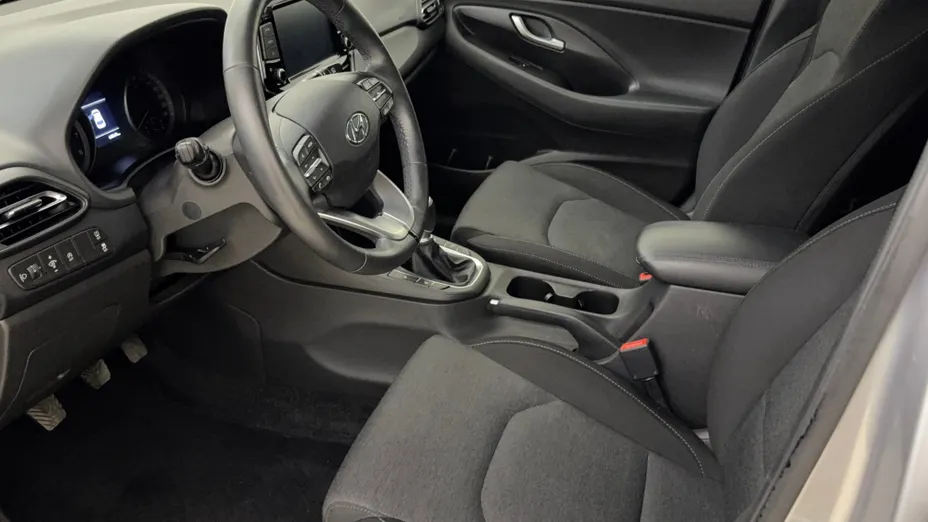HYUNDAI i30 i30 1.5 DPI Smart