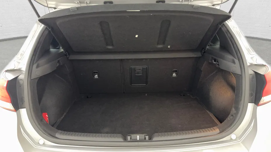 HYUNDAI i30 i30 1.5 DPI Smart