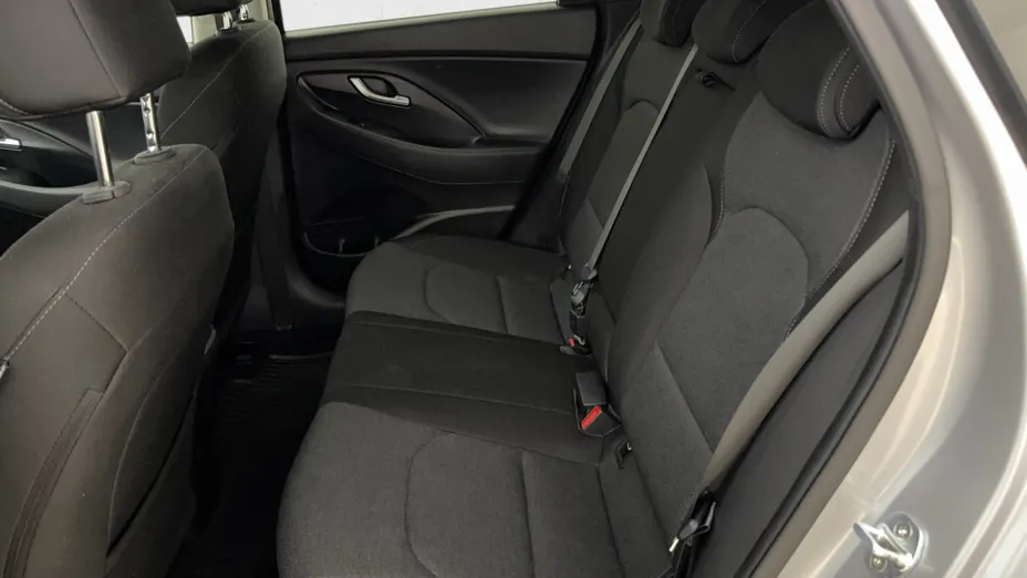 HYUNDAI i30 i30 1.5 DPI Smart