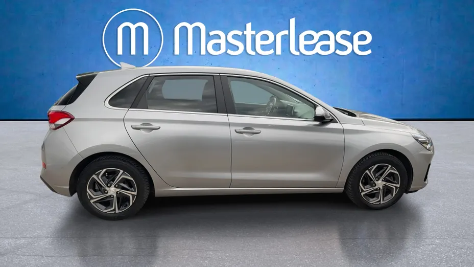 HYUNDAI i30 i30 1.5 DPI Smart
