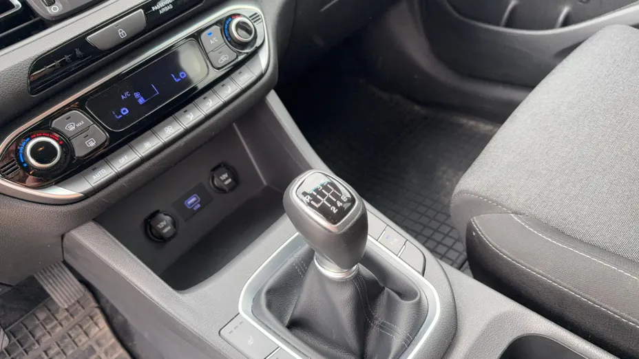 HYUNDAI i30 i30 1.5 DPI Smart