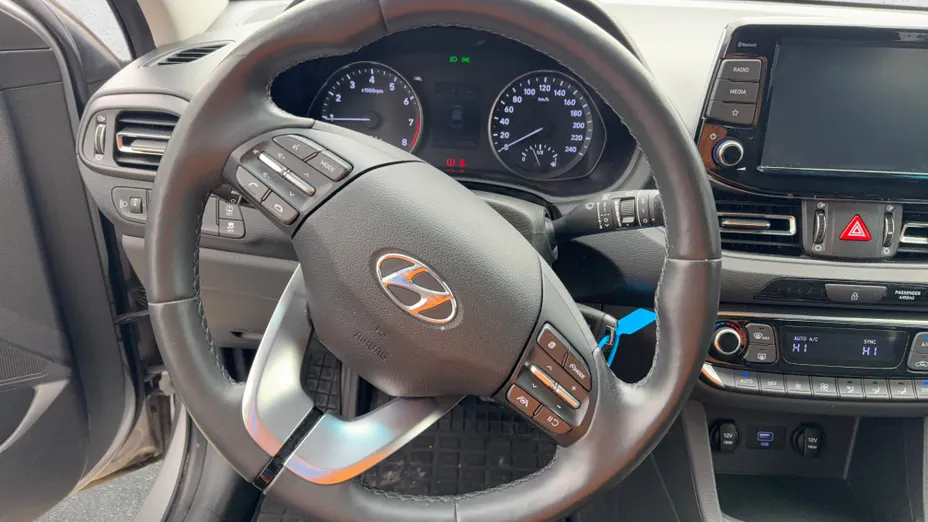 HYUNDAI i30 i30 1.5 DPI Smart