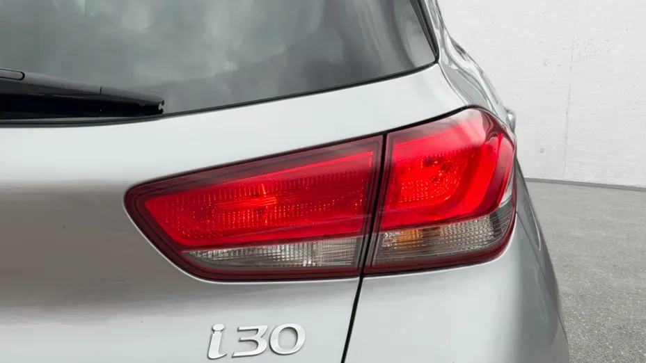 HYUNDAI i30 i30 1.5 DPI Smart