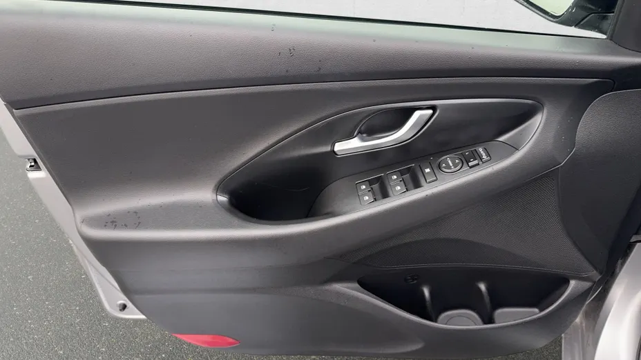 HYUNDAI i30 i30 1.5 DPI Smart