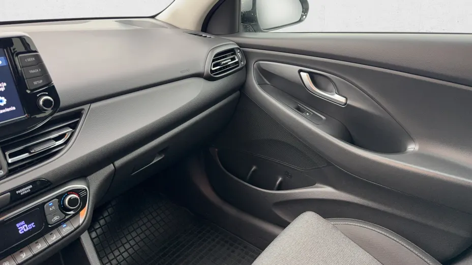 HYUNDAI i30 i30 1.5 DPI Smart
