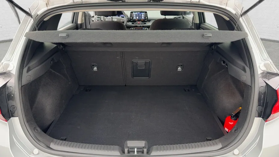 HYUNDAI i30 i30 1.5 DPI Smart