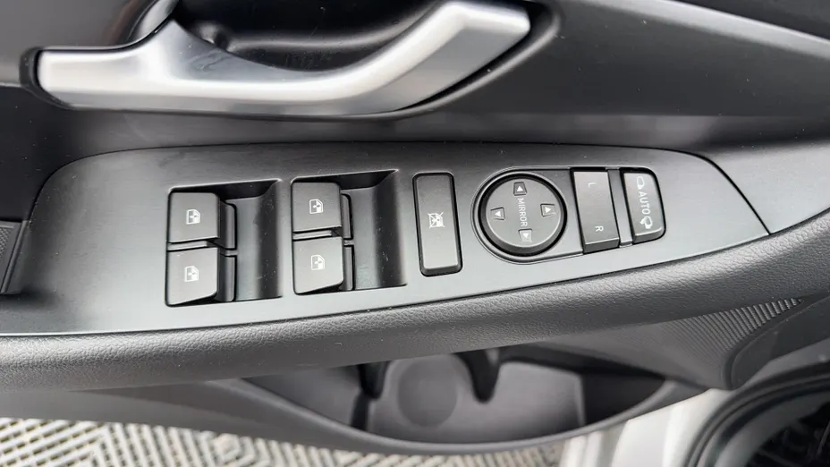 HYUNDAI i30 i30 1.5 DPI Smart