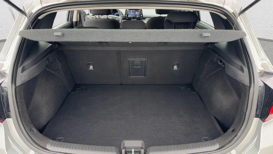 HYUNDAI i30 i30 1.5 DPI Smart