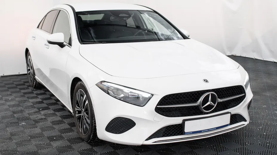 MERCEDES-BENZ A Klasa A 200 d Progressive 8G-DCT