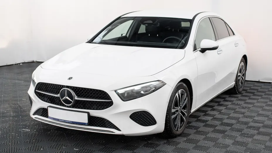MERCEDES-BENZ A Klasa A 200 d Progressive 8G-DCT