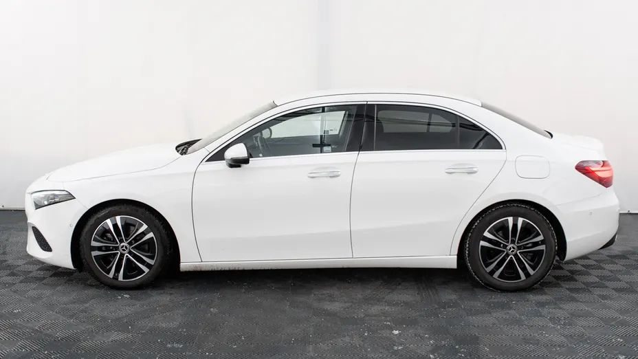 MERCEDES-BENZ A Klasa A 200 d Progressive 8G-DCT