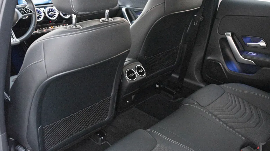 MERCEDES-BENZ A Klasa A 200 d Progressive 8G-DCT