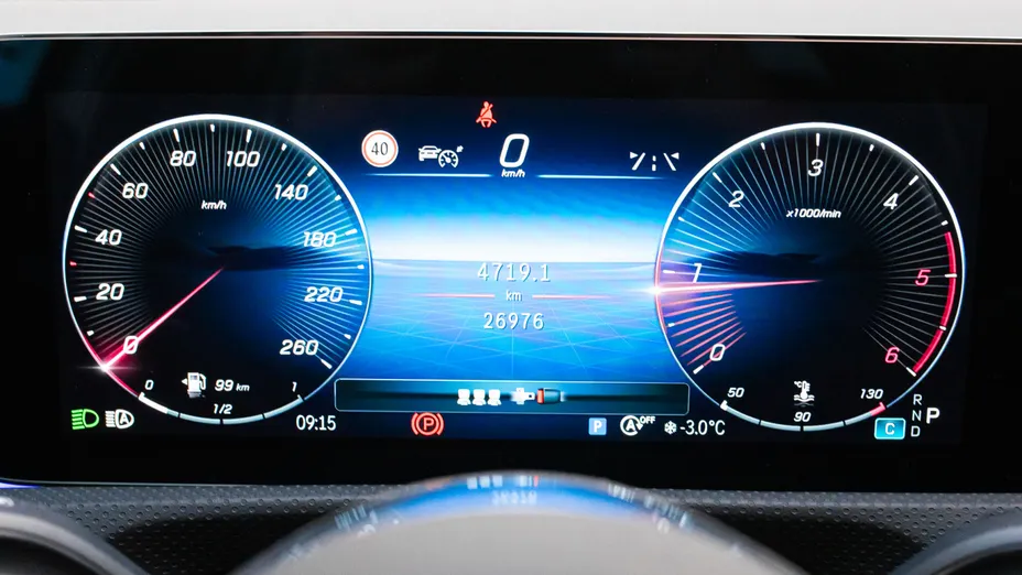 MERCEDES-BENZ A Klasa A 200 d Progressive 8G-DCT