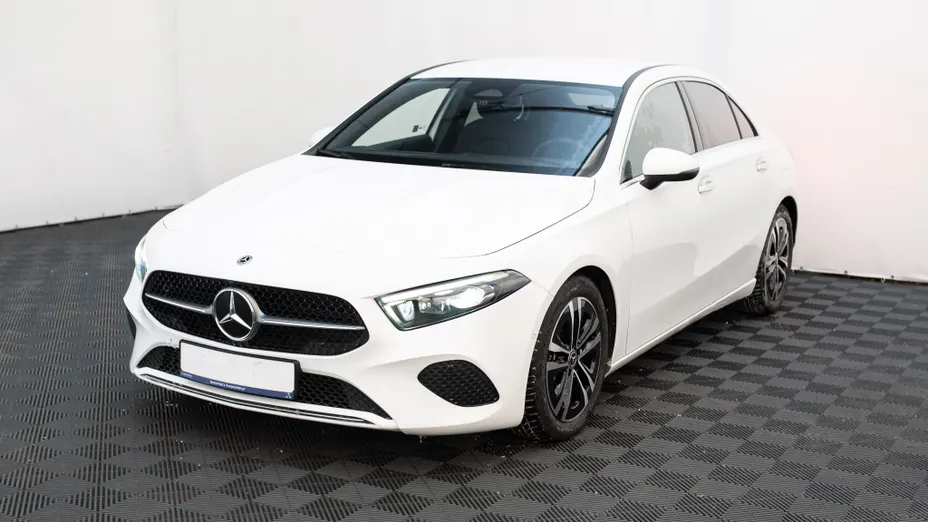 MERCEDES-BENZ A Klasa A 200 d Progressive 8G-DCT