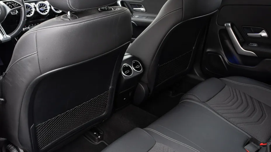 MERCEDES-BENZ A Klasa A 200 d Progressive 8G-DCT