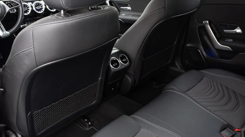 MERCEDES-BENZ A Klasa A 200 d Progressive 8G-DCT